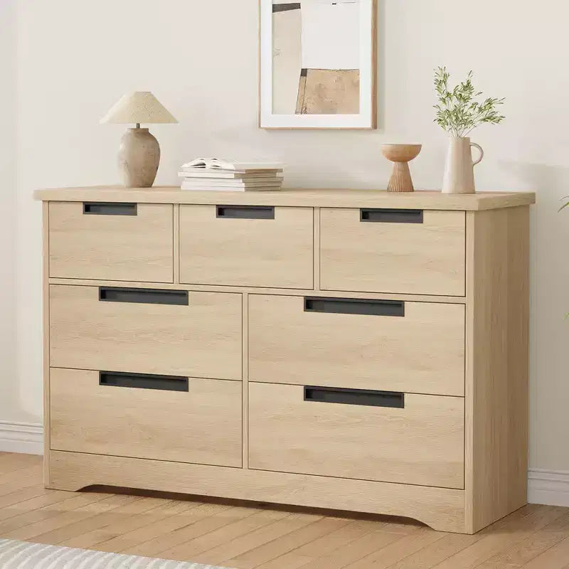 Commode COZONY 46.8'' de large 7 tiroirs, coffre de rangement en chêne naturel avec poignées encastrées