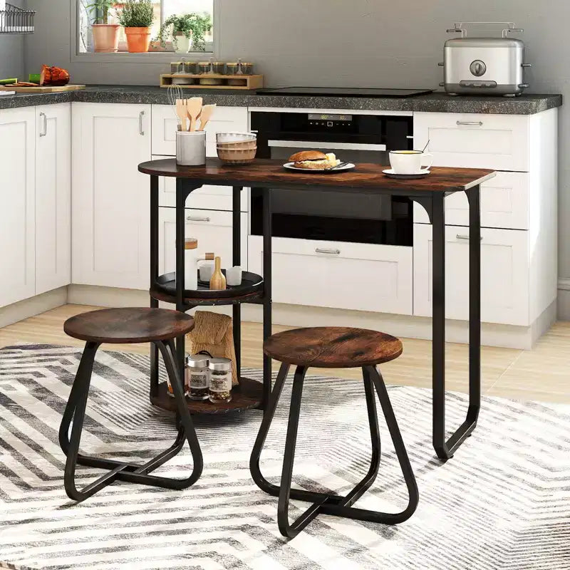 Ensemble table à manger 3 pcs Costway, table de cuisine en bois et métal et 2 tabourets avec étagères de rangement, brun rustique+noir/blanc+doré
