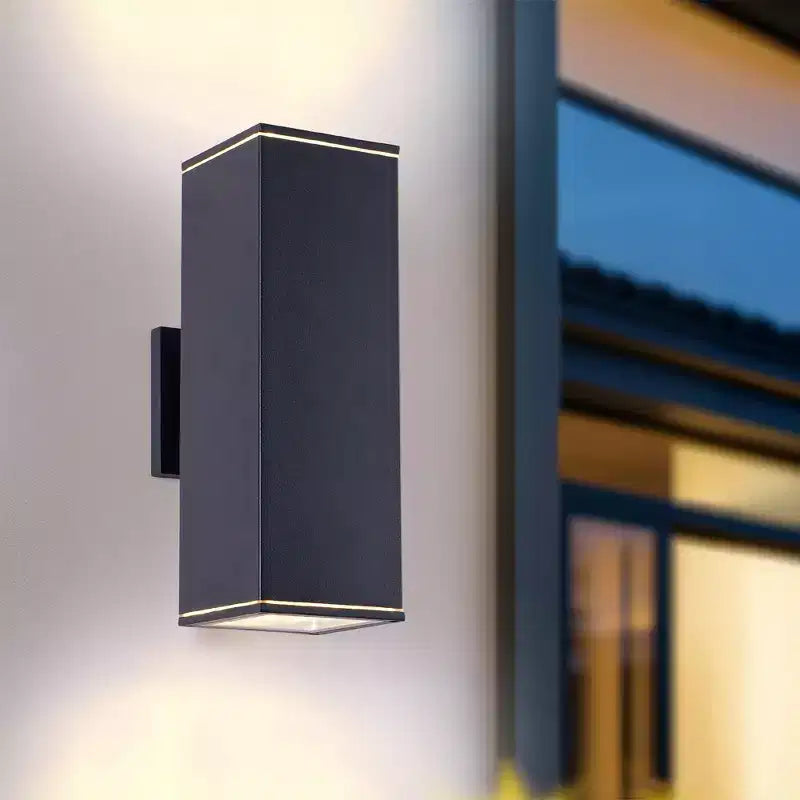 YANSUN Lot de 2 appliques murales extérieures modernes noires mates de 14 pouces à 2 lumières, pour porche ou terrasse, avec couvercle en verre trempé, étanches