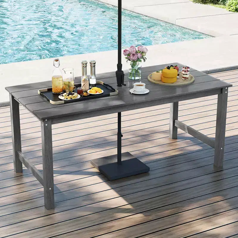 Table de salle à manger d'extérieur Costway en PEHD pour 6 personnes 67 Table de patio avec plateau aspect bois