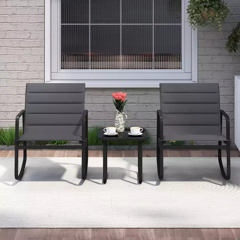 Gymax Ensemble de Bistro à Bascule d'Extérieur 3 Pièces avec Table en Verre Trempé et Coussins Moelleux pour Jardin