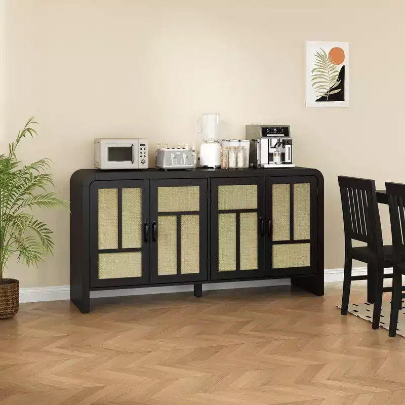 Buffet en rotin noir 59 po avec 4 portes, buffet enfilade boho à étagères réglables, accent en bois pour salle à manger et salon