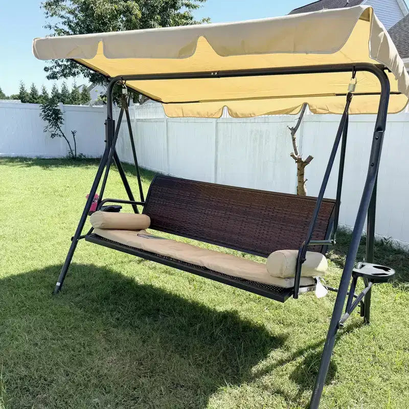 Balancelle de jardin 3 places avec auvent réglable, assise en rotin, coussins amovibles