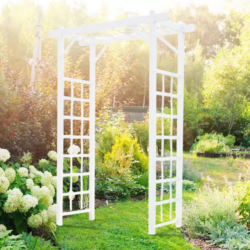 Arche de jardin Dura-Trel Elmwood, 57 x 84 pouces, en PVC, pour terrasse, décoration de cadre extérieur ou treillis pour plantes grimpantes, blanc