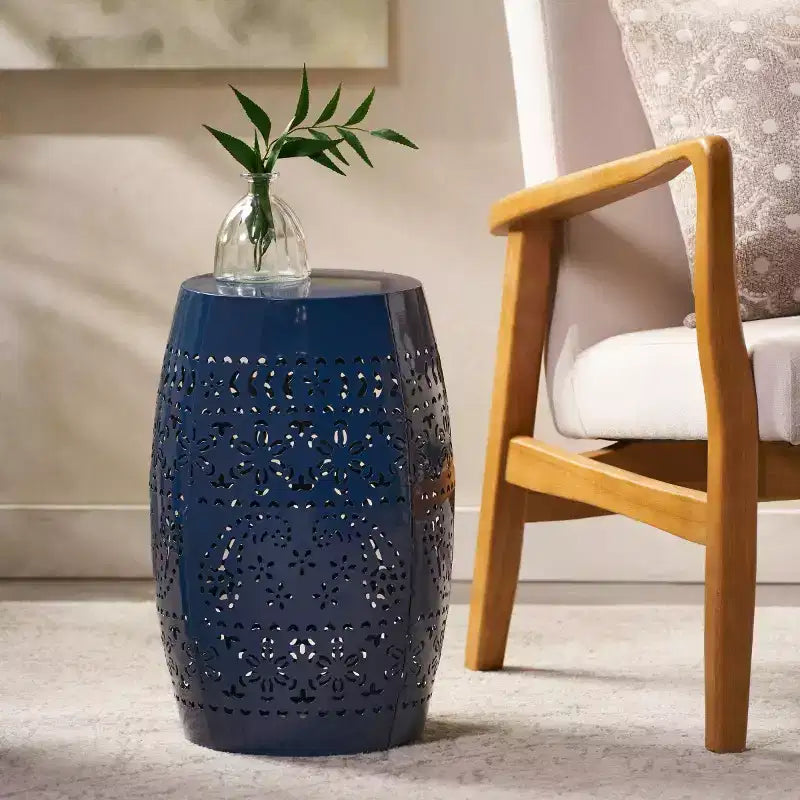 Table d'appoint en metal d'extérieur et d'interieur avec design ajoure en dentelle, table d'appoint tonneau pour patio, jardin et salon, sans montage requis - Panipeachy