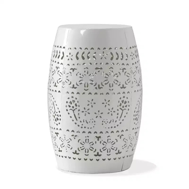 Table d'appoint en metal d'extérieur et d'interieur avec design ajoure en dentelle, table d'appoint tonneau pour patio, jardin et salon, sans montage requis - Panipeachy