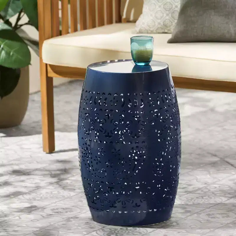 Table d'appoint en metal d'extérieur et d'interieur avec design ajoure en dentelle, table d'appoint tonneau pour patio, jardin et salon, sans montage requis - Panipeachy