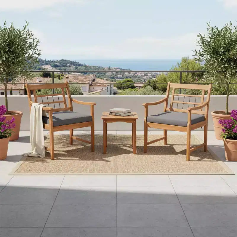 Ensemble de bistrot Gymax 3 pièces d'extérieur en bois d'acacia avec chaises ergonomiques et table basse avec coussins d'assise Gris/Bleu marine