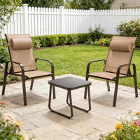 Ensemble bistro d'extérieur 3 pièces Gymax avec chaises empilables à dossier et appuie-tête réglables et table basse en verre trempé Noir/Marron