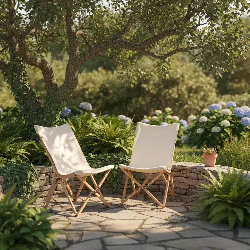 Gymax Lot de 2 chaises papillon pliantes en bambou avec pochette de rangement en toile respirante, capacité de charge 330 lbs, Beige/Noir