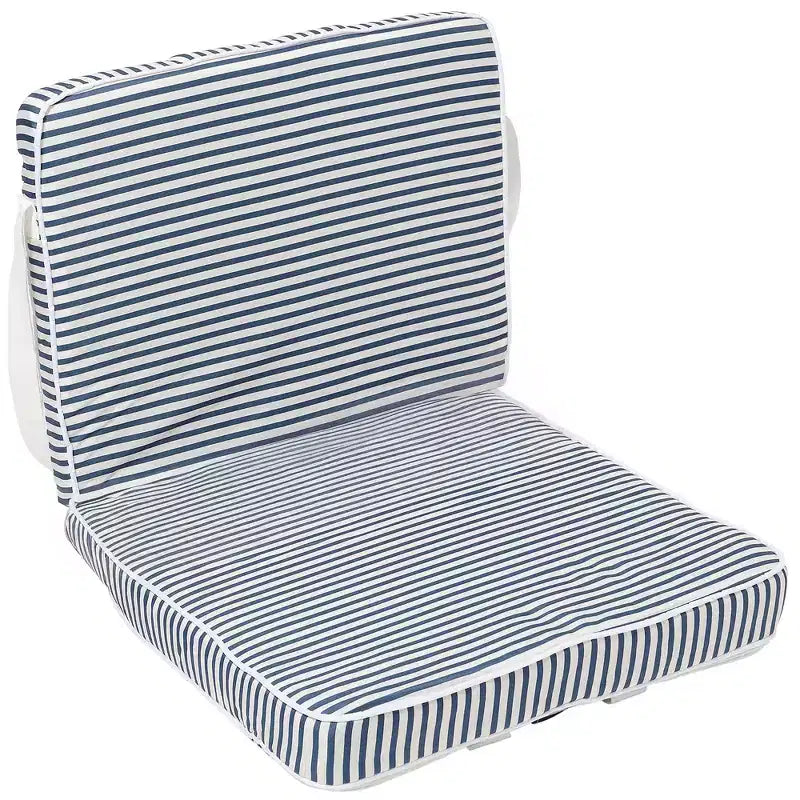 Sunnylife : Chaise pliante à emporter partout - Rayures Resort Bleu Marine, Chaise longue