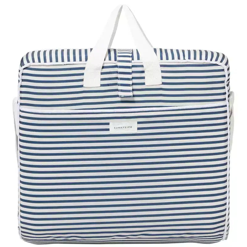 Sunnylife : Chaise pliante à emporter partout - Rayures Resort Bleu Marine, Chaise longue