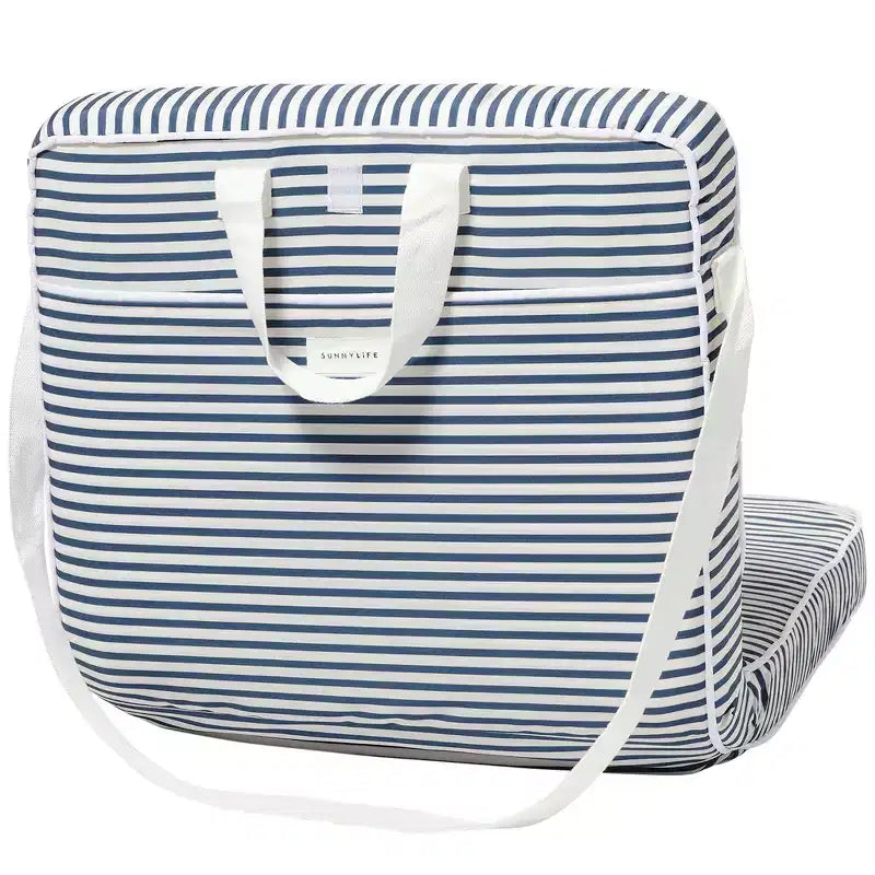 Sunnylife : Chaise pliante à emporter partout - Rayures Resort Bleu Marine, Chaise longue