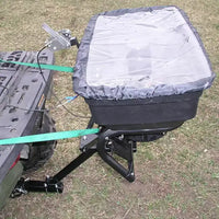 Épandeur d'engrais et de semences Field Tuff 12 V de 56,7 kg avec attelage et protection anti-pluie pour VTT, UTV ou tracteur utilitaire