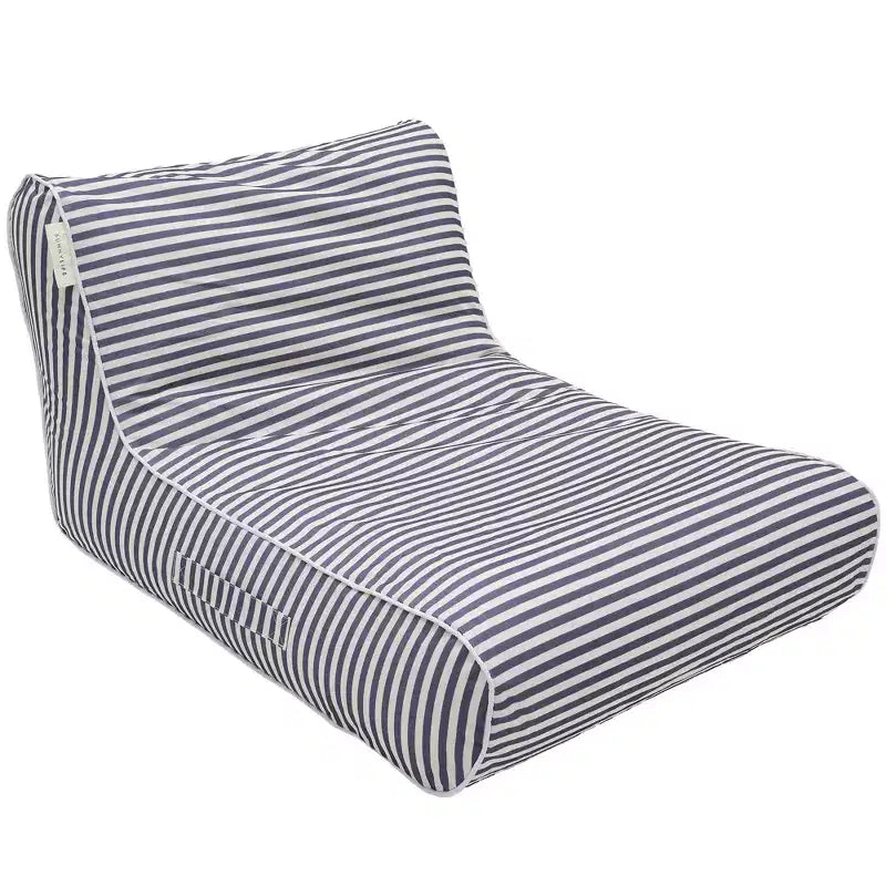Sunnylife : Chaise flottante Luxe - Marine Navy Stripe - lounge de piscine gonflable