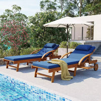 Whisen Chaise longue d'extérieur 77,5, chaise longue de patio, chaise longue de piscine avec cadre en bois d'acacia, dossier reglable, roues, retractable