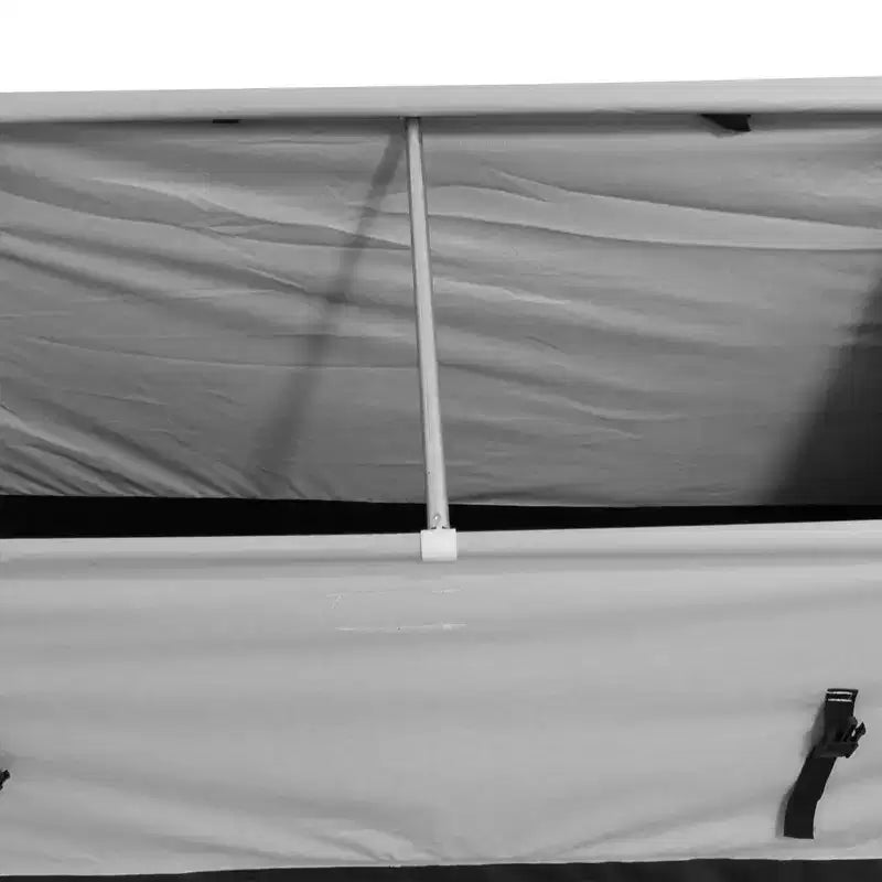 Domain Shelters Coffre de rangement de jardin d'extérieur 117 gallons 4 x 2 x 2 pieds pour terrasse et arrière-cour, coffre de terrasse avec barres anti-intempéries amovibles et boucles à clip, Gris/Noir