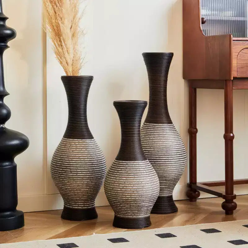 NAYSAYE Lot de 3 vases tissés à la main, élégants décorations de table et sur pied pour un style intérieur classique et moderne, marron et blanc, 22.16*10.51*29.86