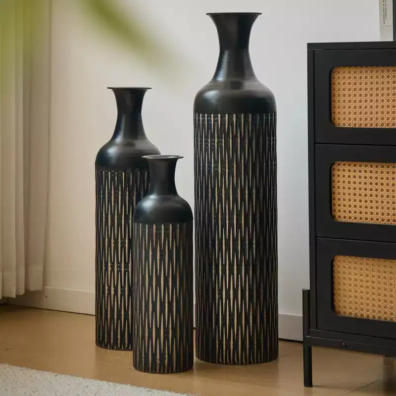 NAYSAYE Lot de 3 vases décoratifs en métal, grands vases de sol avec motif texturé pour la décoration moderne du salon, Noir, 36,2 x 9,64 x 9,64
