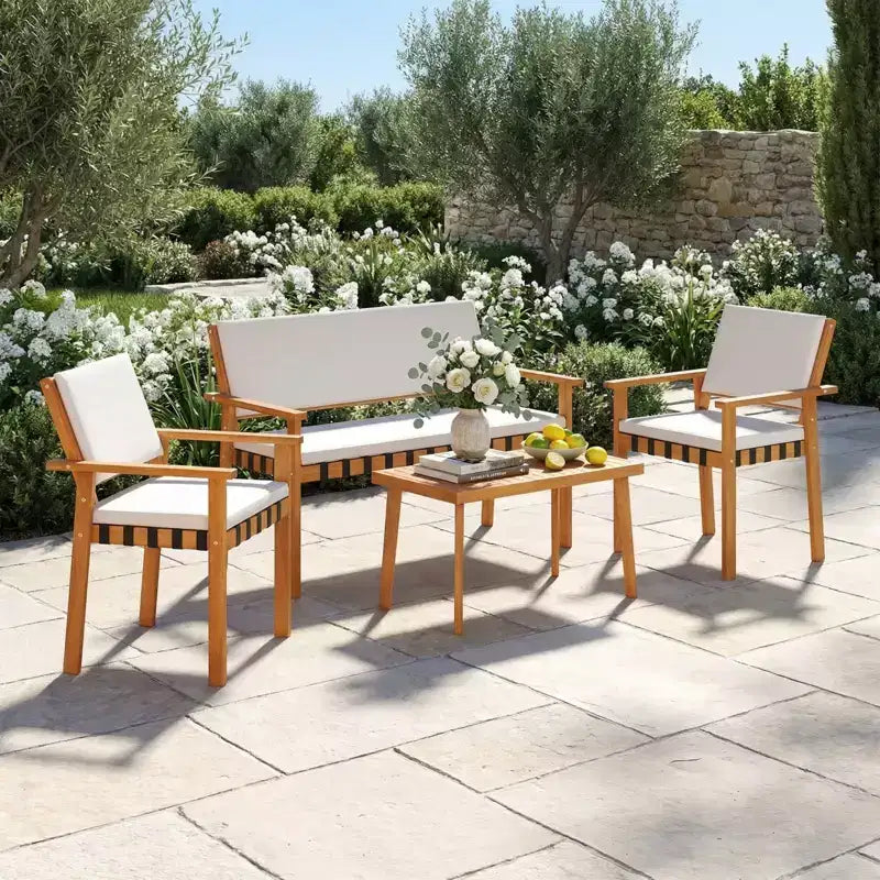 Gymax Ensemble de 4 pièces pour patio avec table basse en acacia et coussins blancs pour jardin