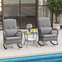 Ensemble bistro 3 pièces - Chaise à bascule d'extérieur en résine tressée avec table en verre trempé, mobilier de conversation de patio en rotin avec coussins et oreillers pour balcon