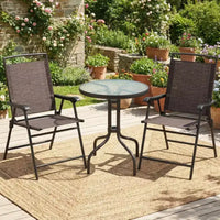 Gymax Ensemble bistro de terrasse d'extérieur 3 pièces avec table en verre trempé ondulé, 2 chaises pliantes à cadre en acier, patins réglables pour jardin, porche, cour