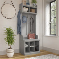 Arbre de vestibule Woodland et petit banc à chaussures avec étagères de Bush Furniture
