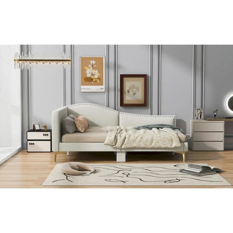 Lit de jour méridienne latérale rembourré avec garde-corps et tête de lit à bordure de clous incurvée, lit plateforme canapé-lit fauteuil inclinable