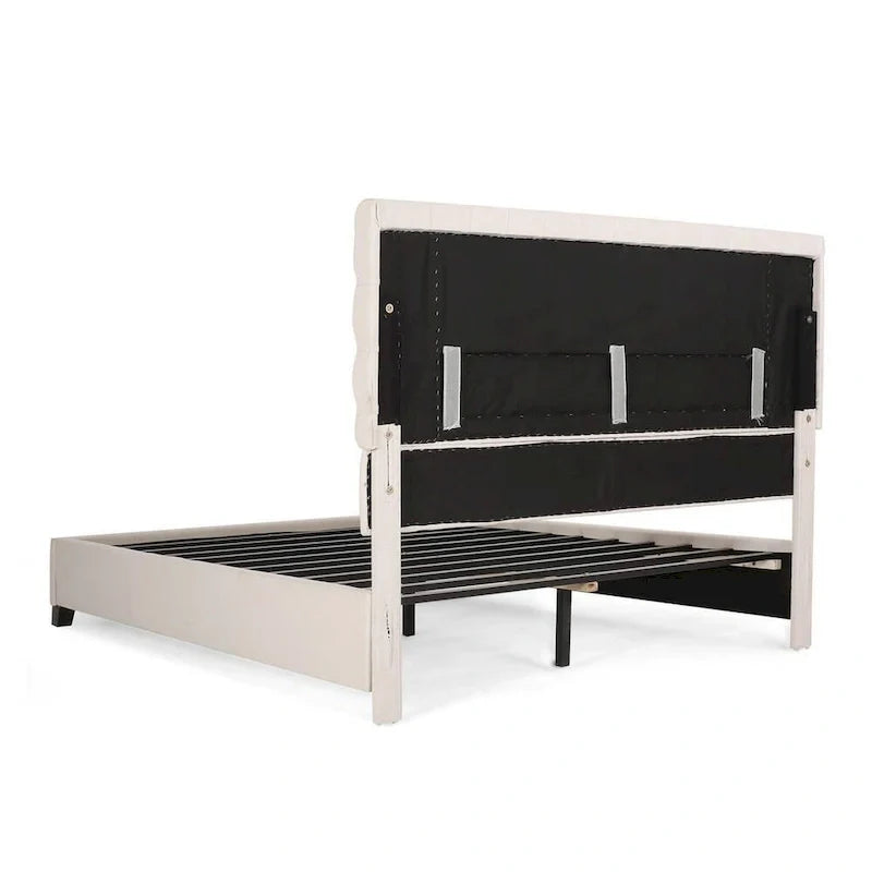 Lit plateforme queen Amare, polyester blanc cassé, capitonnage à boutons