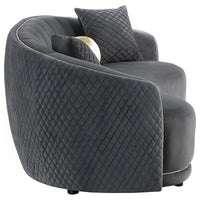 Canapé incurvé Buo, 233 cm, polyester gris foncé, passepoil doré, 3 coussins