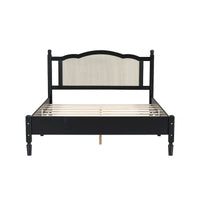 Lit double ancien en bois avec tête de lit en rotin