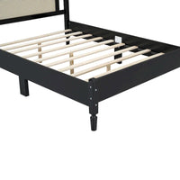 Lit double ancien en bois avec tête de lit en rotin
