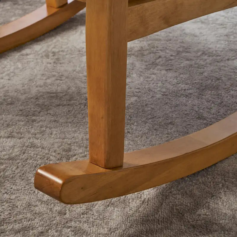 Fauteuil à bascule en bois massif avec coussin en lin et fabrication artisanale haut de gamme