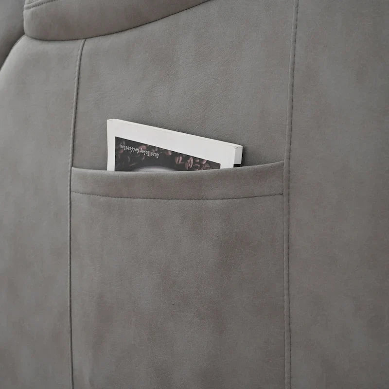 Fauteuil releveur électrique en tissu gris pour personnes âgées, avec télécommande, coussin surrembourré, poche latérale et structure robuste