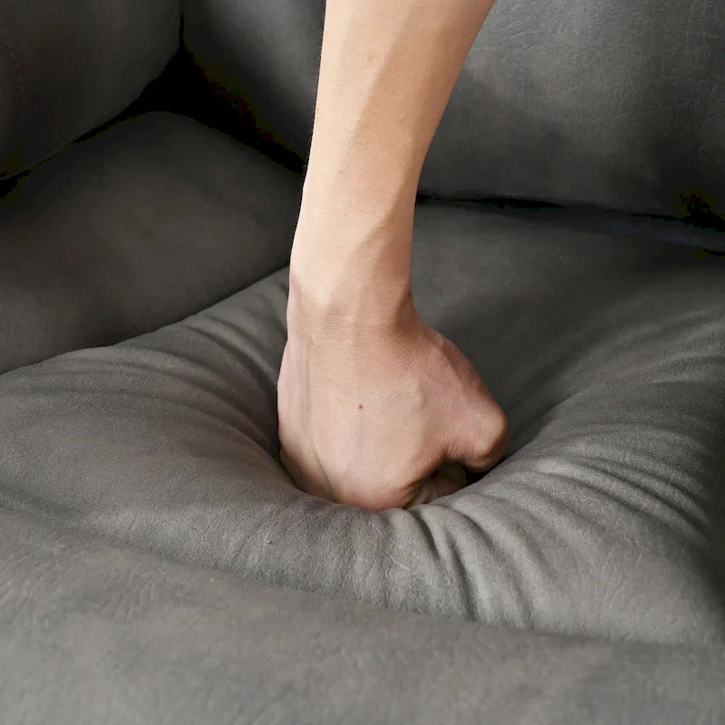 Fauteuil releveur électrique en tissu gris pour personnes âgées, avec télécommande, coussin surrembourré, poche latérale et structure robuste