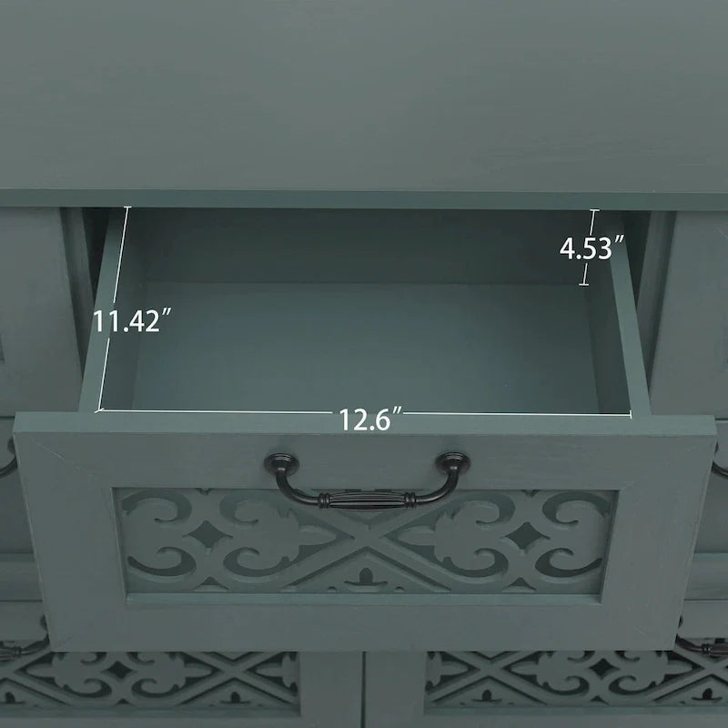 Commode horizontale à 7 tiroirs de style rétro avec façade de tiroirs sculptée et poignées métalliques pour chambre à coucher, salon