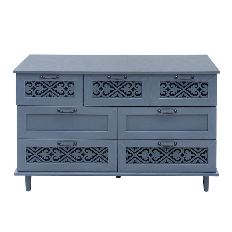 Commode horizontale à 7 tiroirs de style rétro avec façade de tiroirs sculptée et poignées métalliques pour chambre à coucher, salon