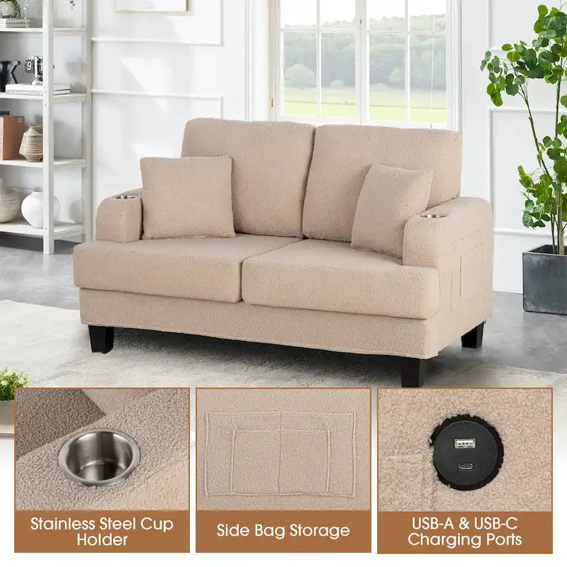 61 Petit canapé deux places beige avec 2 coussins et porte-gobelet