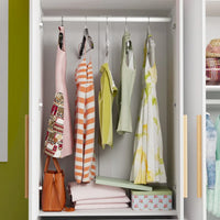 Armoire penderie autoportante de 63 pouces de large avec tiroirs