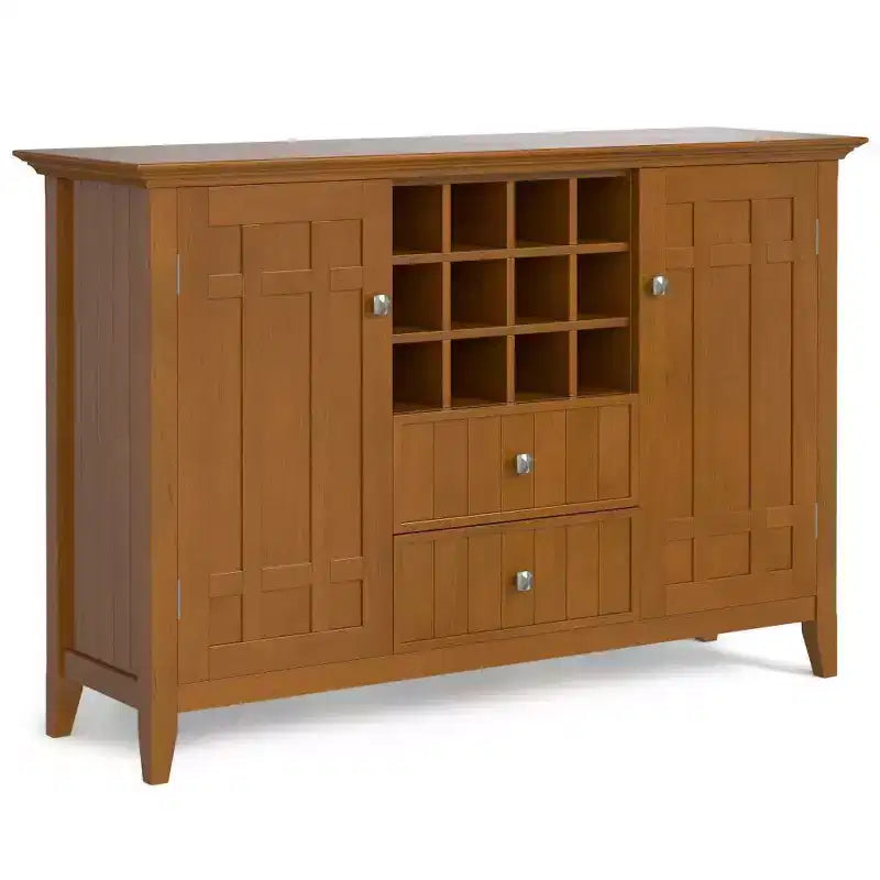 Bahut de buffet Freemont avec rangement, étagères réglables et poignées en bronze - WyndenHall : Contient 12 bouteilles, bois massif