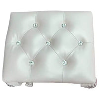Fauteuil d'appoint Dresden II 20 po finition PU/blanc os - Acme Furniture : esprit romantique, dossier à oreilles champagne, garniture à clous