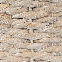 Table d'appoint tissée à la main Storied Home Blanche délavée
