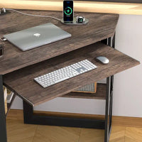Bureau d'Angle Petit Bureau avec Prises, Table d'Angle pour Petit Espace, Bureau d'Ordinateur avec Ports USB, Bureau Triangle avec Rangement