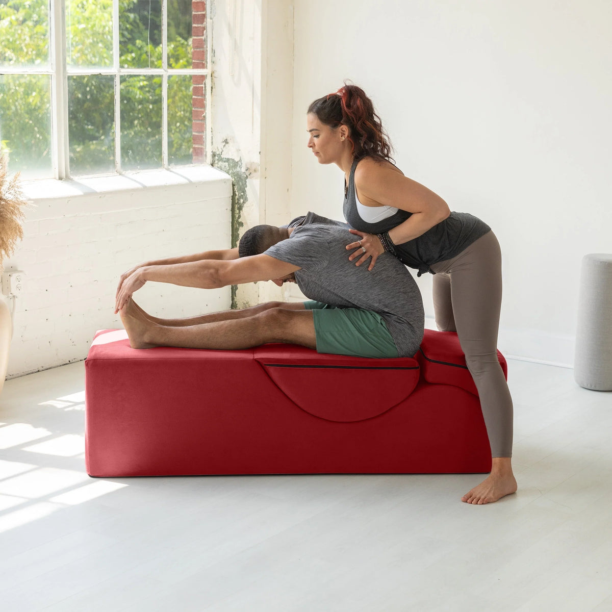 Avana Kami Méridienne convertible / yoga & massage - ottoman 2 en 1 avec fauteuil de yoga escamotable dissimulé, microvelours - N/A