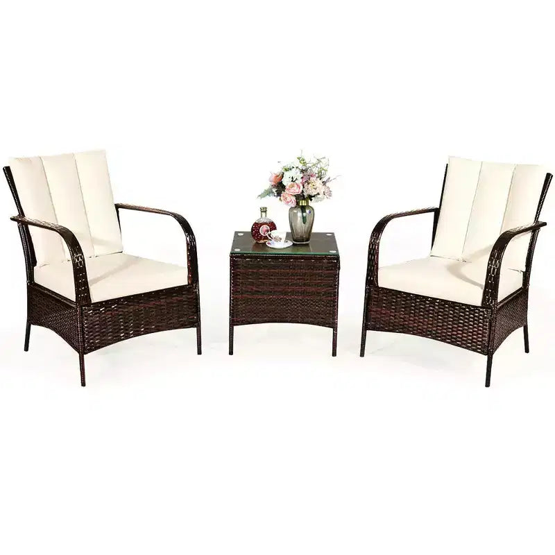 Costway Ensemble mobilier de jardin en rotin 3 pièces Table basse et 2 chaises en rotin avec coussins blancs