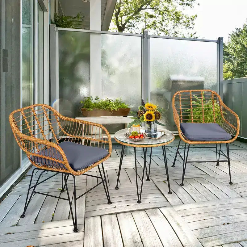 Costway Ensemble de Meubles de Bistro 3 Pièces en Rotin pour Patio avec Chaises Coussins et Table