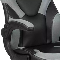 Chaise de jeu à dossier haut BlackArc en similicuir, siège pivotant réglable en hauteur et accoudoirs rembourrés relevables