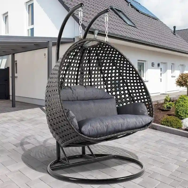 LeisureMod fauteuil œuf suspendu 2 personnes avec support - balancelle hamac d'extérieur / intérieur en rotin tressé avec coussins