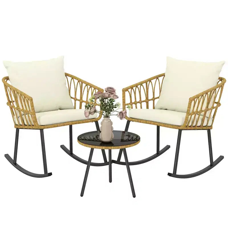 Outsunny Ensemble de 3 Meubles de Jardin avec Coussins et Fauteuils à Bascule, Table Basse à Plateau en Verre, Ensemble Bistro en Rotin, Blanc Crème