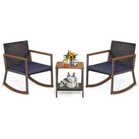 Costway Ensemble de Bistrot 3 Pièces avec Fauteuils à Bascule en Rotin de Patio, Coussins d'Accoudoirs et Table avec Étagère de Rangement Bleu Marine/Gris/Blanc Cassé